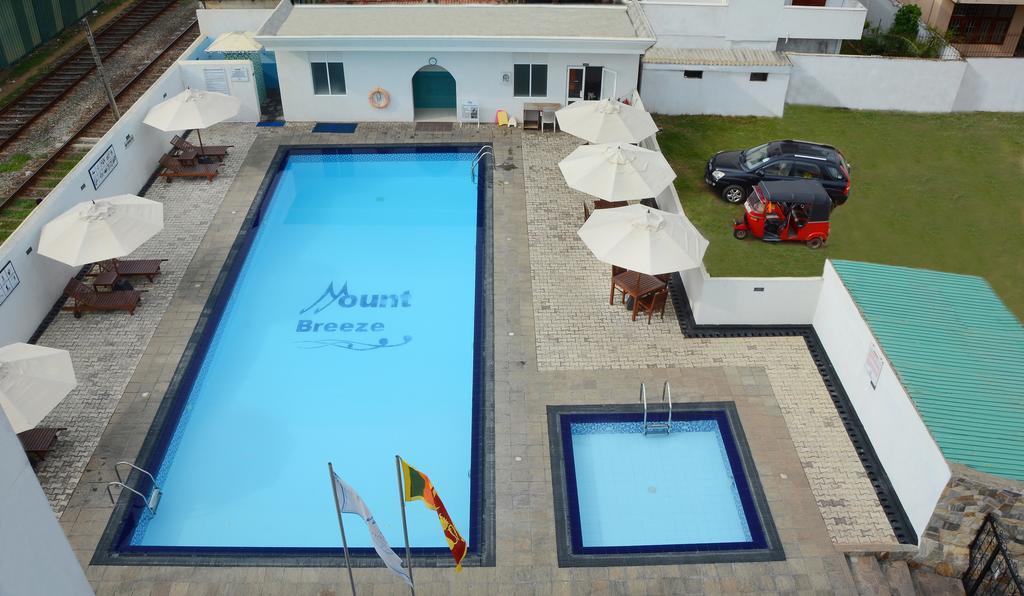 Mount Breeze Hotel Dehiwala-Mont Lavinia Extérieur photo