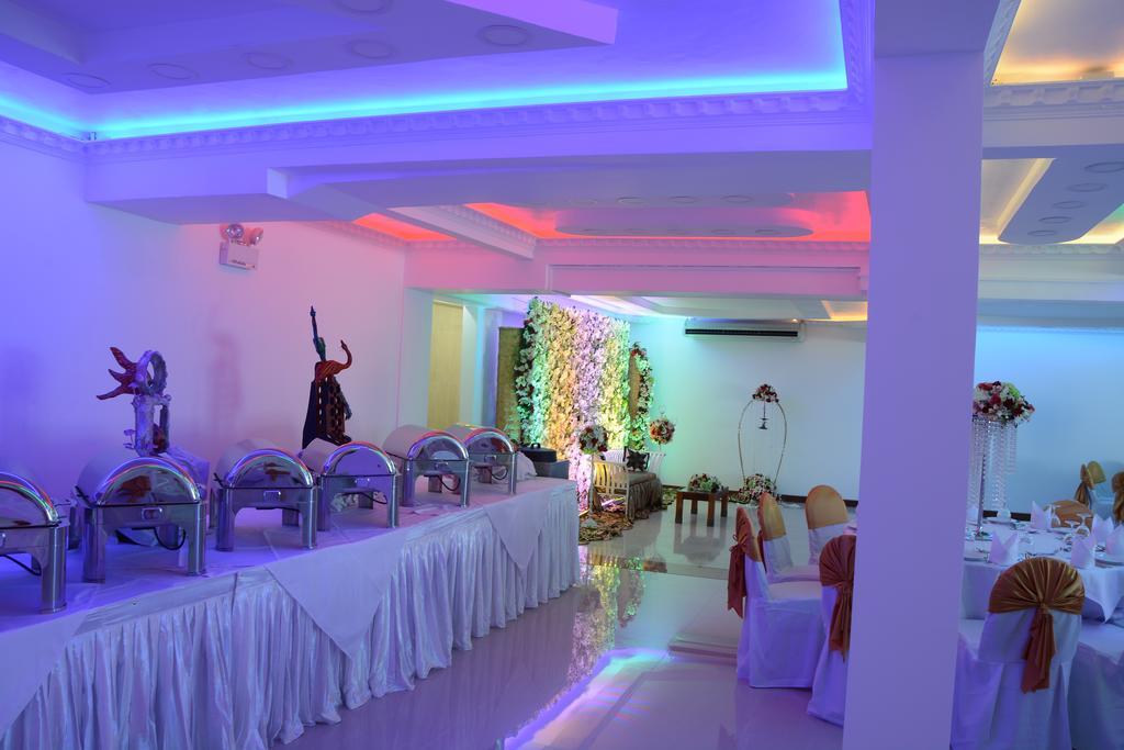 Mount Breeze Hotel Dehiwala-Mont Lavinia Extérieur photo