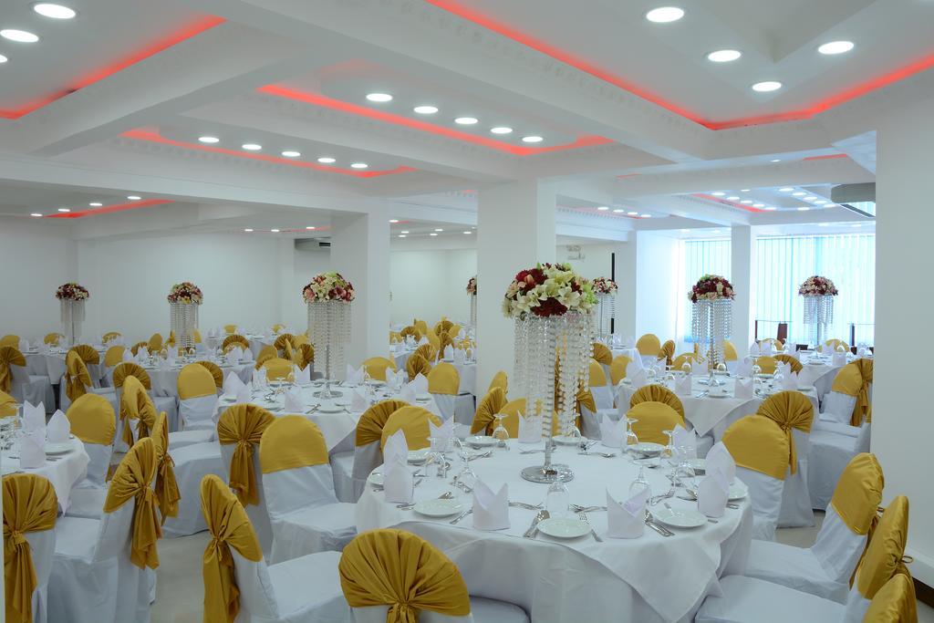 Mount Breeze Hotel Dehiwala-Mont Lavinia Extérieur photo