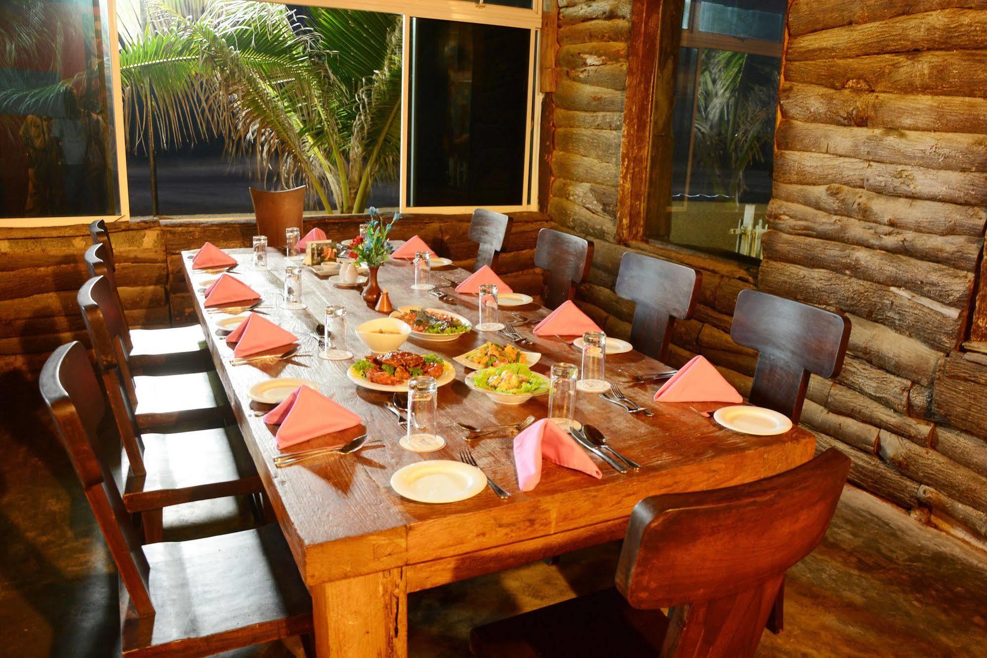 Mount Breeze Hotel Dehiwala-Mont Lavinia Extérieur photo
