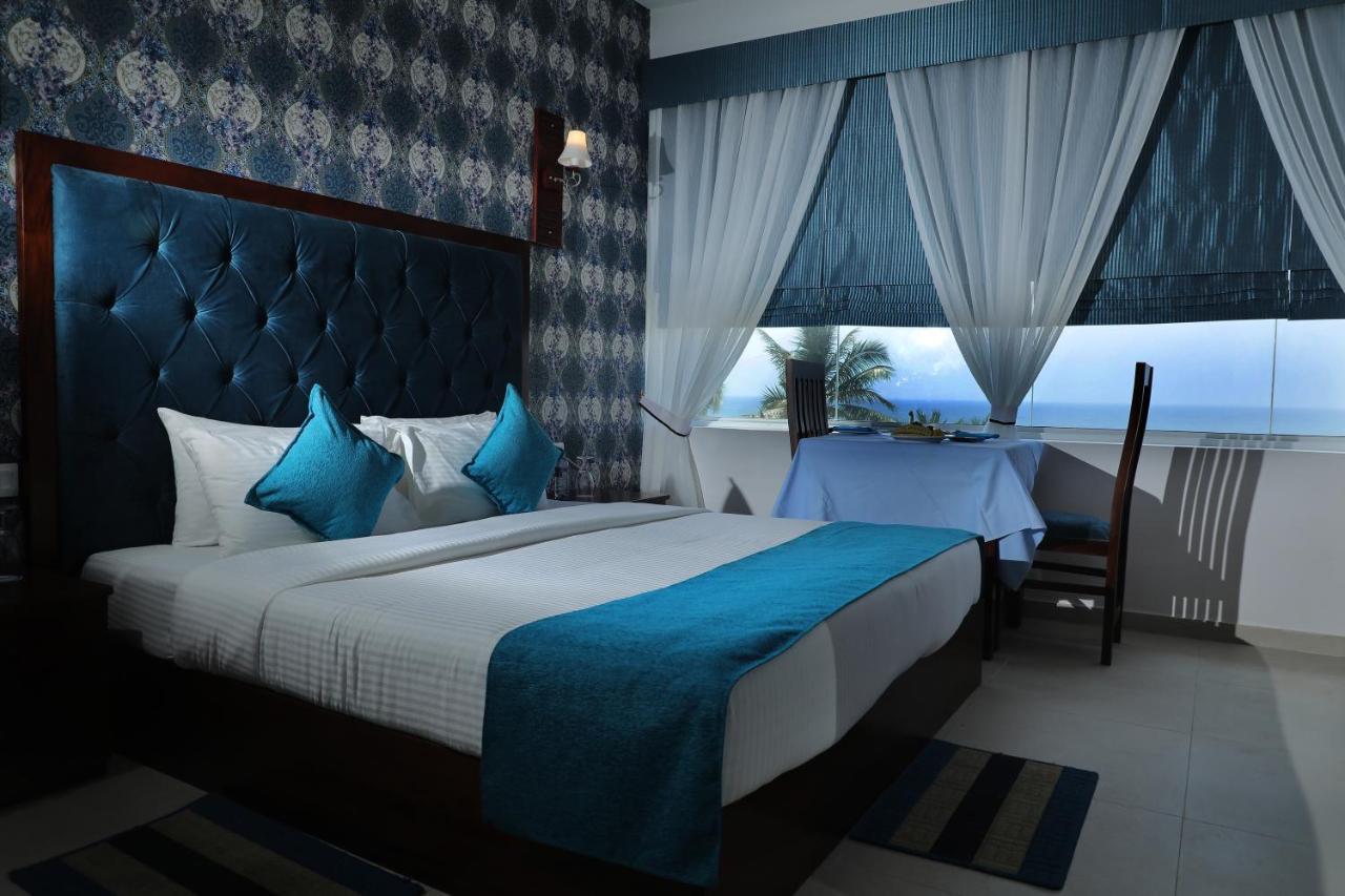 Mount Breeze Hotel Dehiwala-Mont Lavinia Extérieur photo
