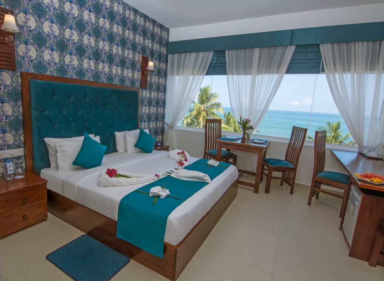 Mount Breeze Hotel Dehiwala-Mont Lavinia Extérieur photo