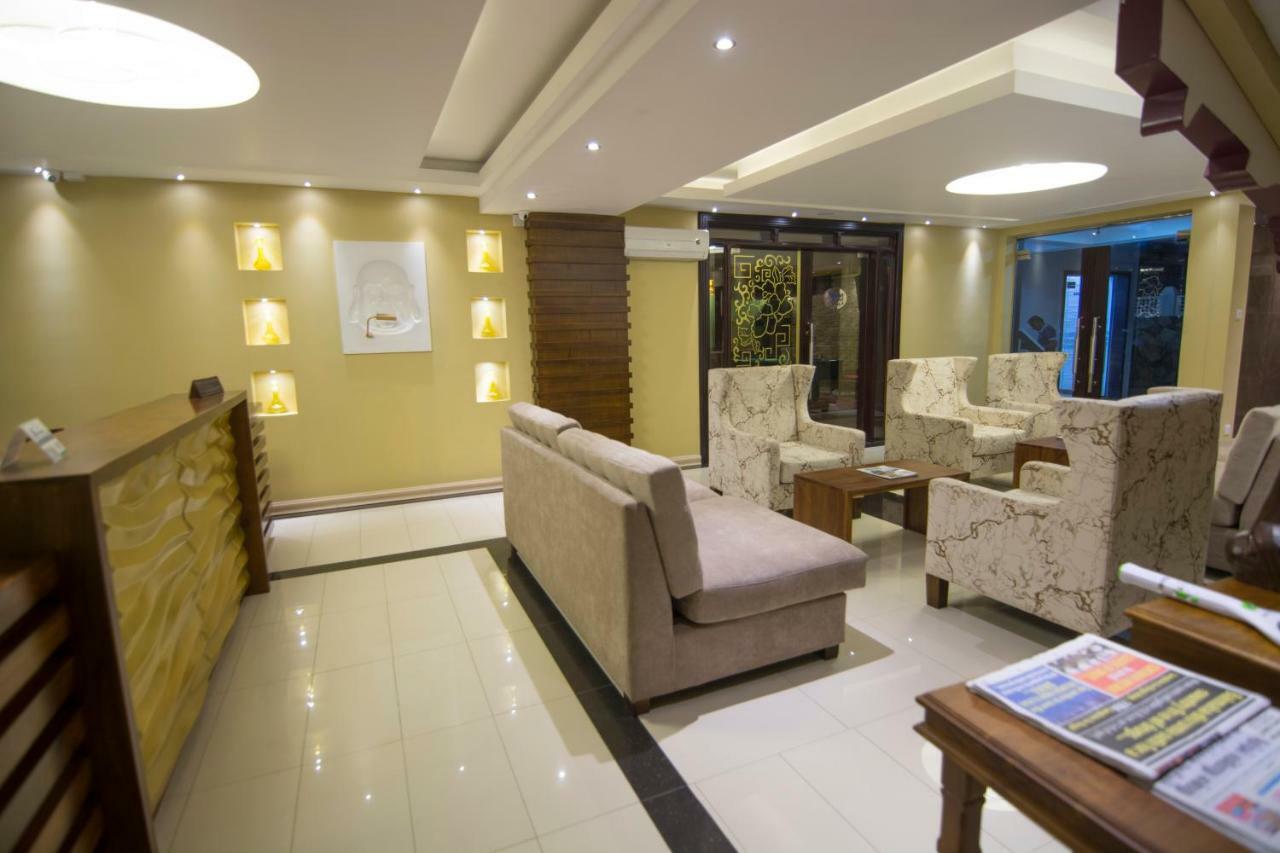 Mount Breeze Hotel Dehiwala-Mont Lavinia Extérieur photo