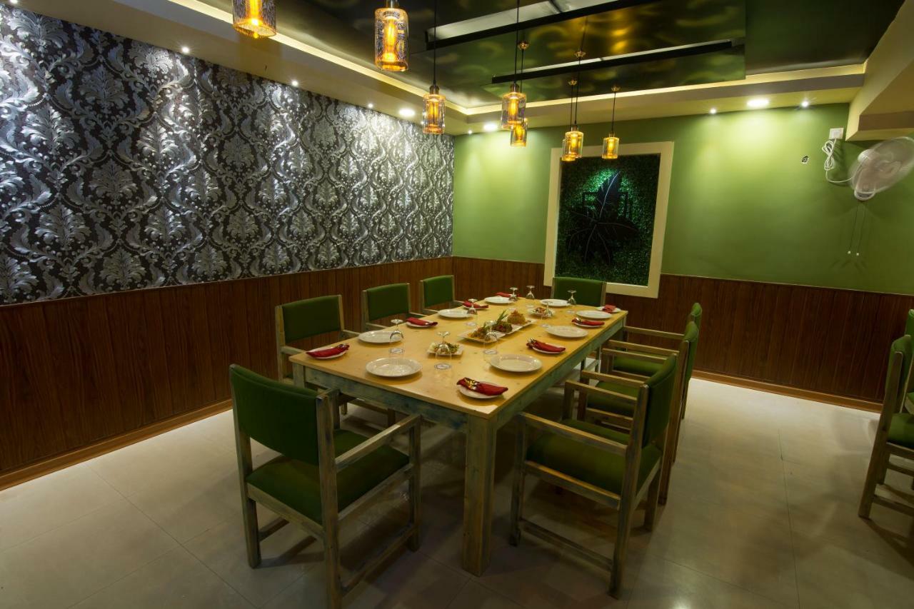 Mount Breeze Hotel Dehiwala-Mont Lavinia Extérieur photo